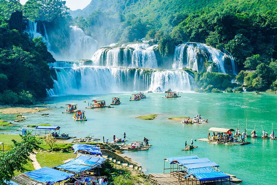 Ban Gioc Waterfall tour