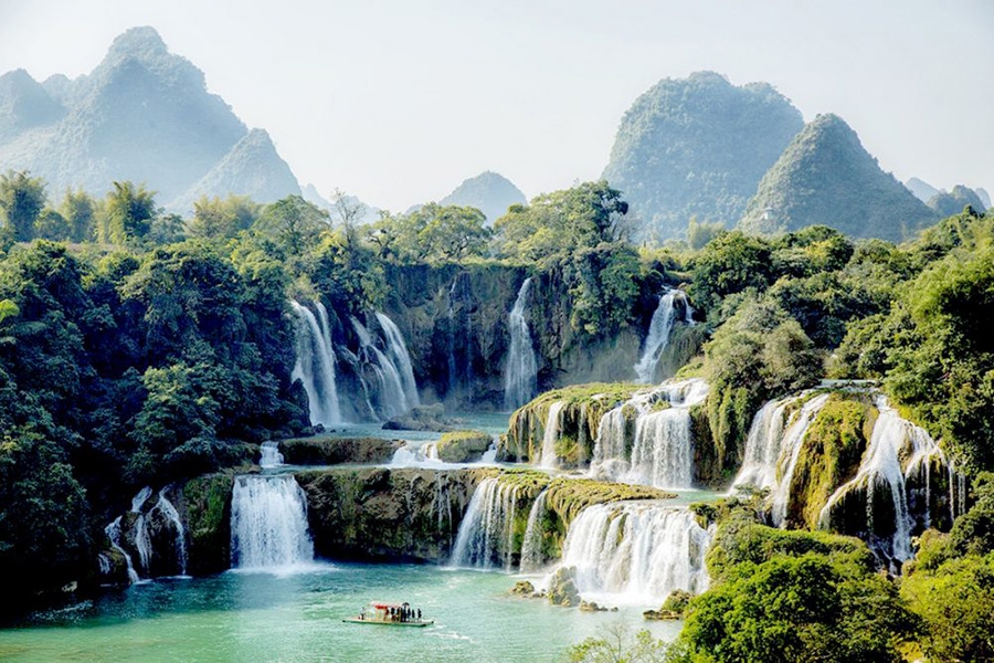 Ban Gioc Waterfall tour