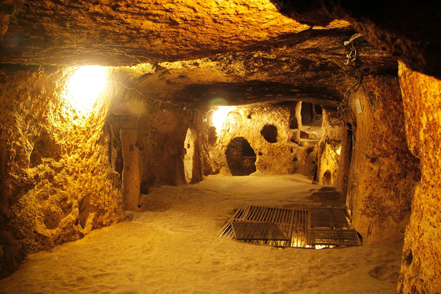 Cu Chi Tunnel