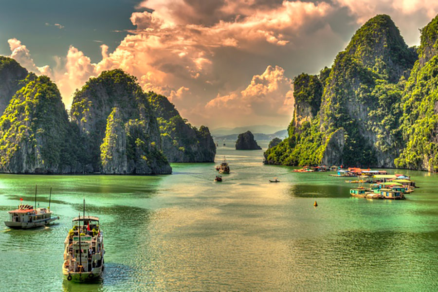 Halong bay, Vietnam