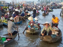 Cai Be Floating Market