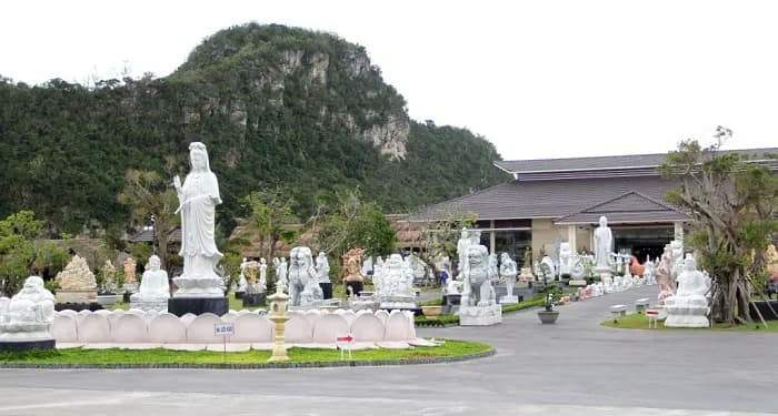Linh Ung Pagoda - Marble Mountain - Hoi An Old Town  - Main image